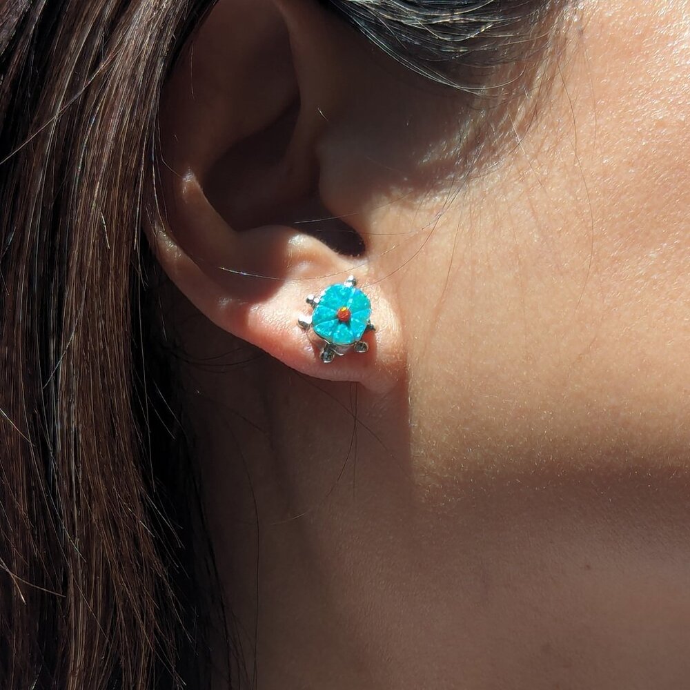 Native American Jewelry Manmade Opal Green and‎ Red Turtle Stud Earrings **